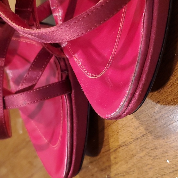 Like NEW Cesare Paciotti fuschia strappy heels - Picture 16 of 16